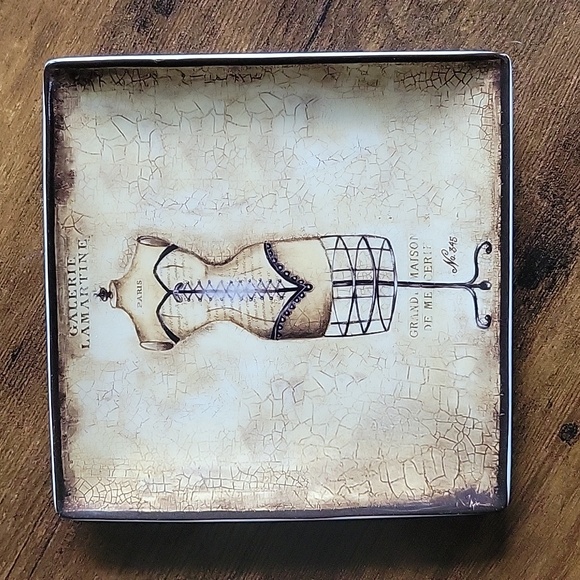 A set of 4 ceramic plates - Picture 5 of 6